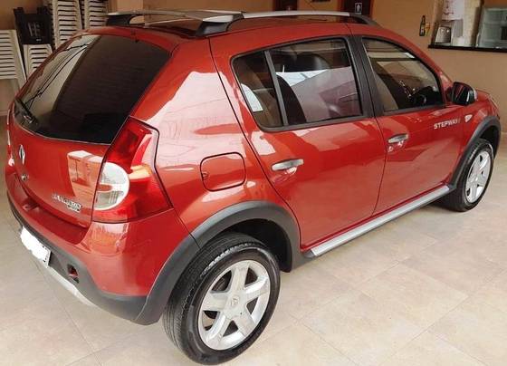 RENAULT SANDERO 1.6 STEPWAY 16V FLEX 4P MANUAL